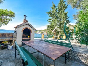 Outdoor dining - Apartment Vukić by Interhome (Starigrad-Paklenica)