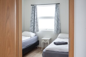 3 bedrooms, WiFi, bed sheets