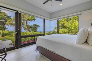 3 chambres, bureau, fer et planche à repasser, Wi-Fi gratuit