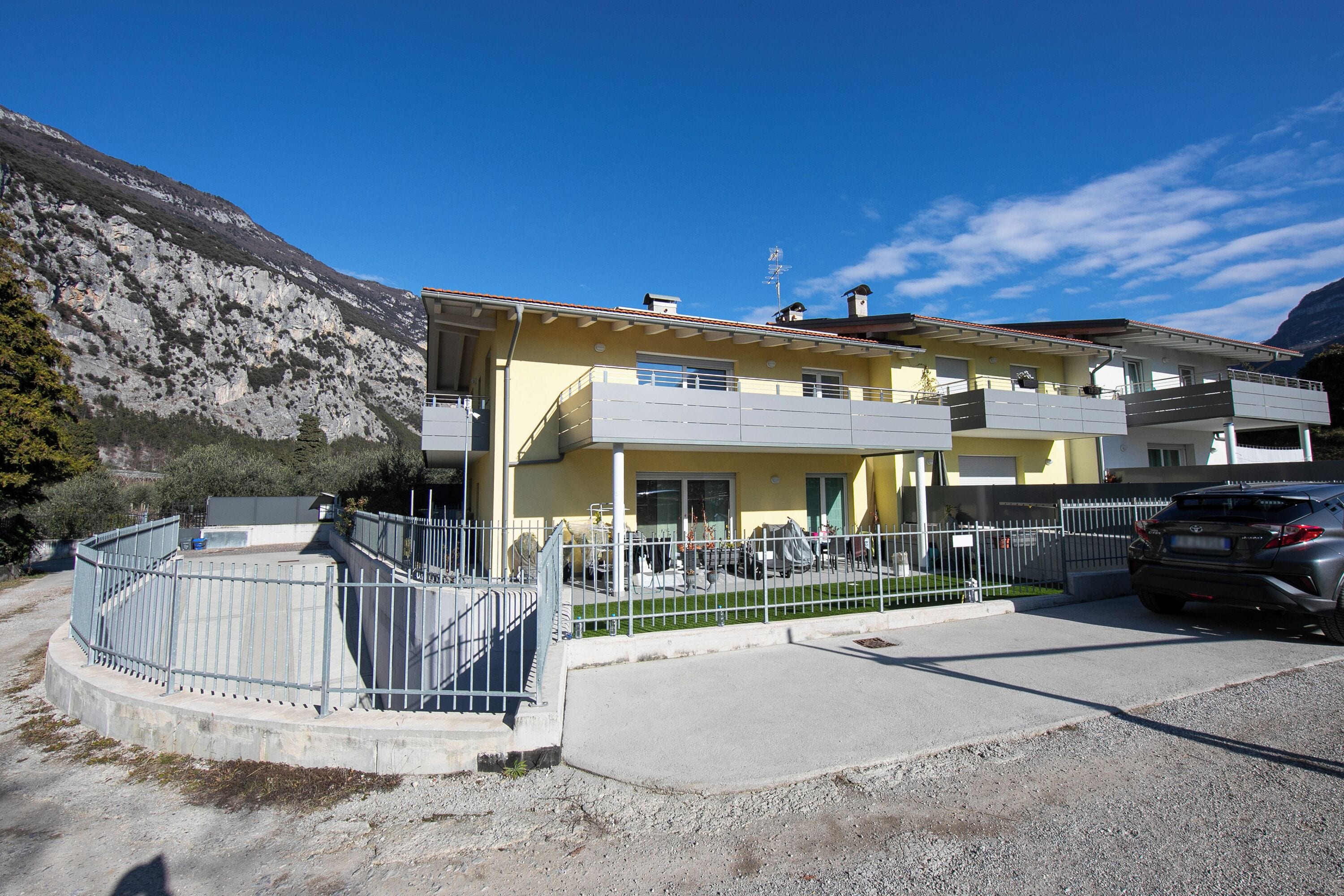Family Apartment, Multiple Bedrooms, 2 Bathrooms, Mountainside (Mirabelle) | Exterior