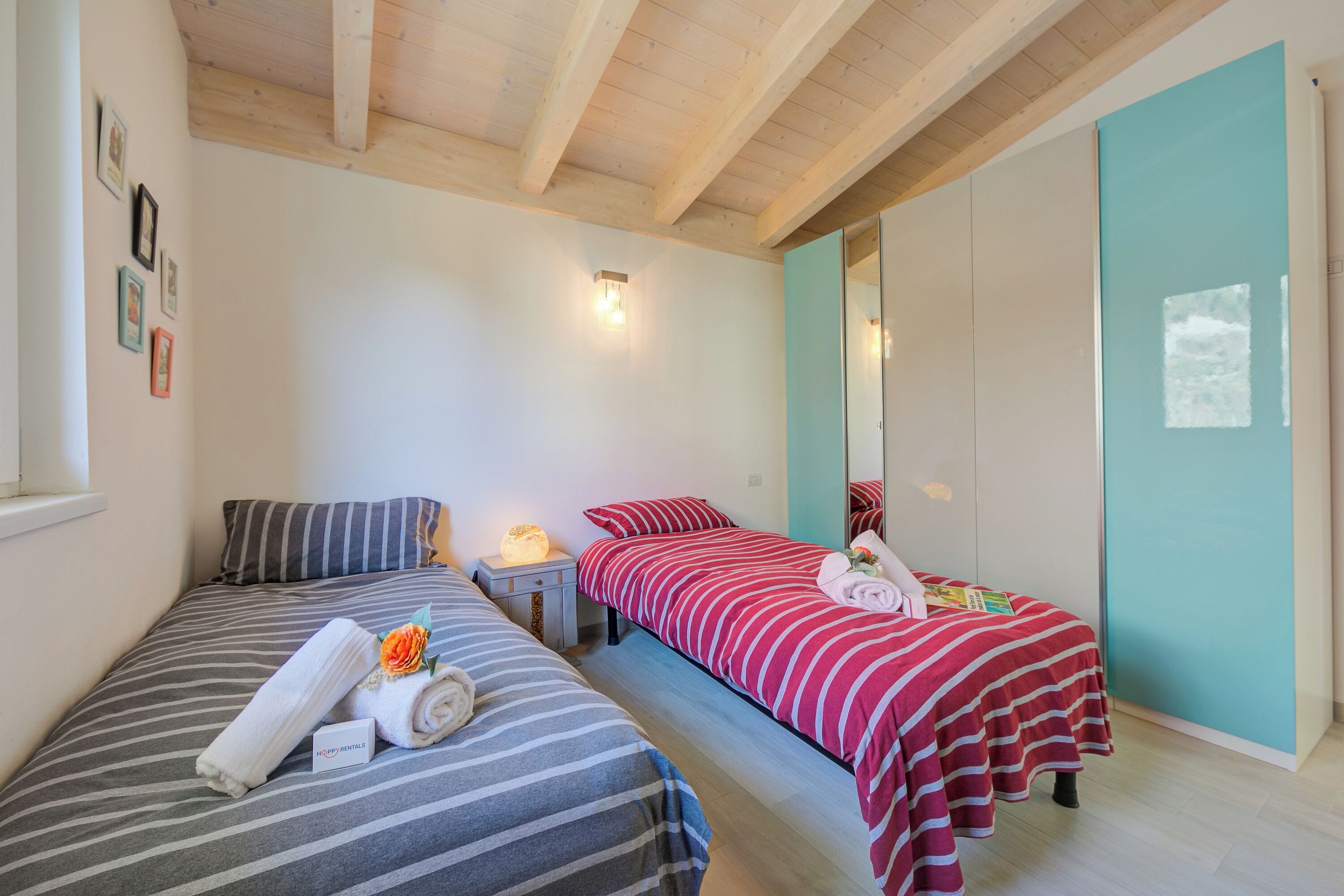 Family Apartment, Multiple Bedrooms, 2 Bathrooms, Mountainside (Mirabelle) | 3 bedrooms, WiFi, bed sheets