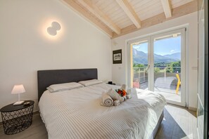 3 bedrooms, WiFi, bed sheets - Mirabelle (Dro)