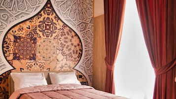 Ropa de cama de alta calidad, edredones de plumas, wifi gratis