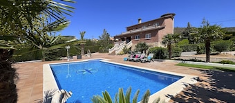 Villa Torreón - Gran piscina y jardín, Comedor exterior, Barbacoa