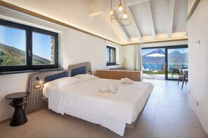 1 bedroom, travel cot, WiFi, bed sheets