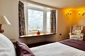 Travel cot, free WiFi, bed sheets - Fisherman`s Wharf (Brixham)