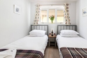 Free WiFi, bed sheets - Sandpiper 3 - The Cove (The Cove)