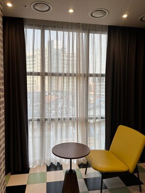 Free WiFi, bed sheets - LE SEOUL HOTEL (Seoul)