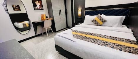 Deluxe Room | Free WiFi, bed sheets