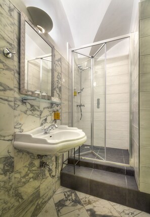 Doppia Superior | Bagno | Asciugacapelli, bidet, asciugamani