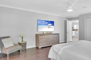 5 bedrooms, iron/ironing board, free WiFi, bed sheets