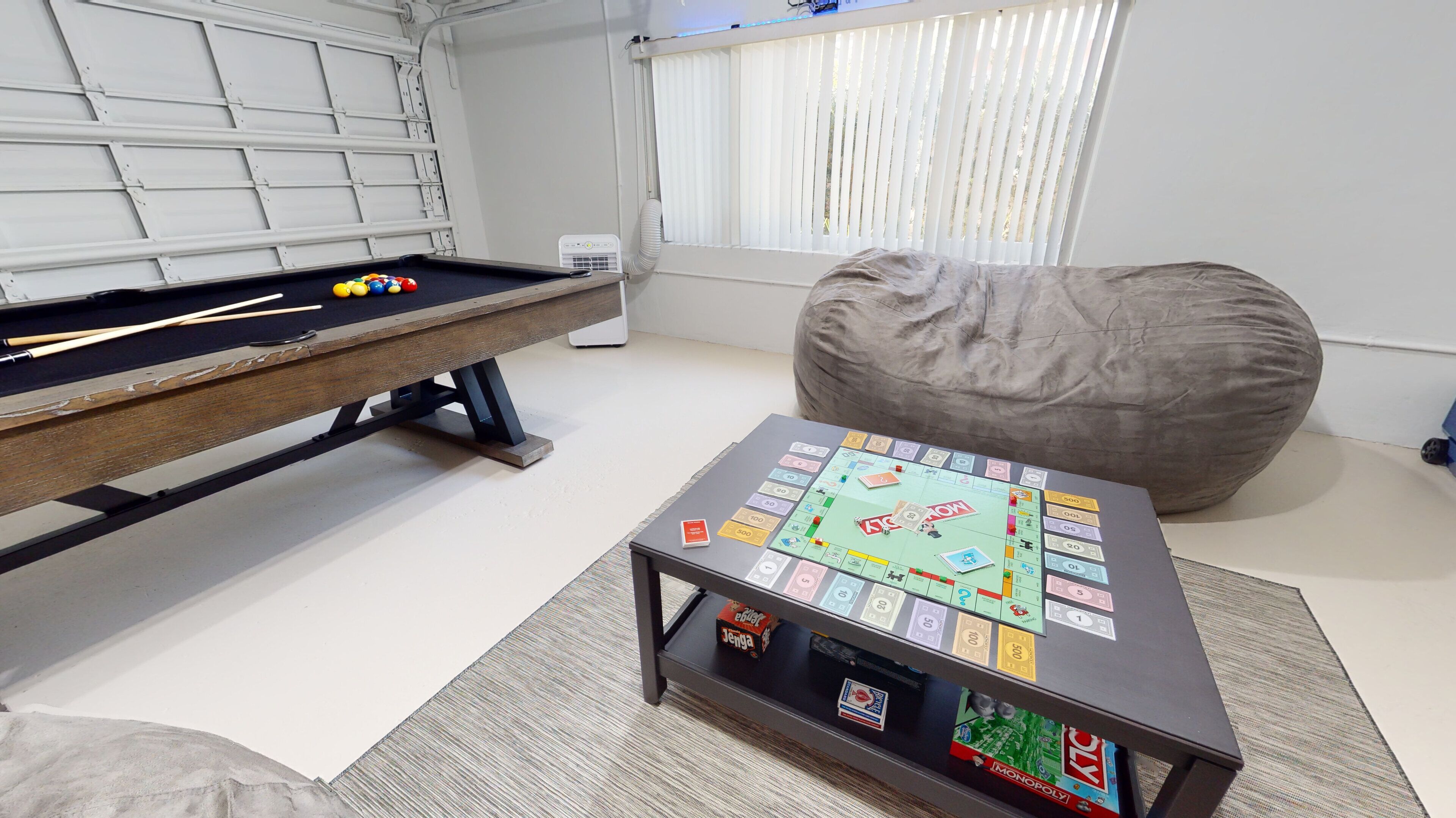 Spielezimmer
