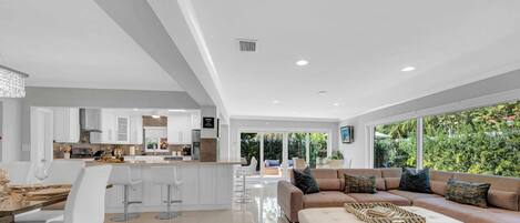 Smart-tv och en stereo