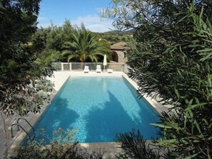Piscine extérieure