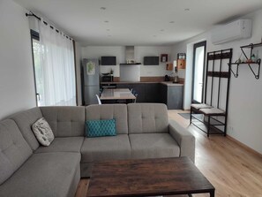 Smart TV, table football, ping pong