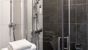 Unclassified image, 3 of 8, button - Renovated 1br in Tampere city center (Tampere)