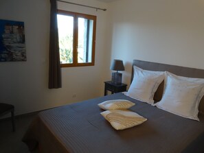 3 Schlafzimmer, Bügeleisen/Bügelbrett, kostenloses WLAN, Bettwäsche
