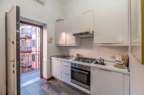 Cozy studio in Fondazione Prada district