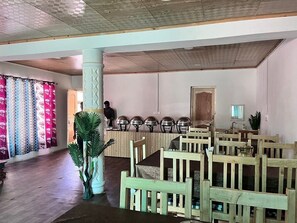 Dining - Tongspon Camp (Leh)