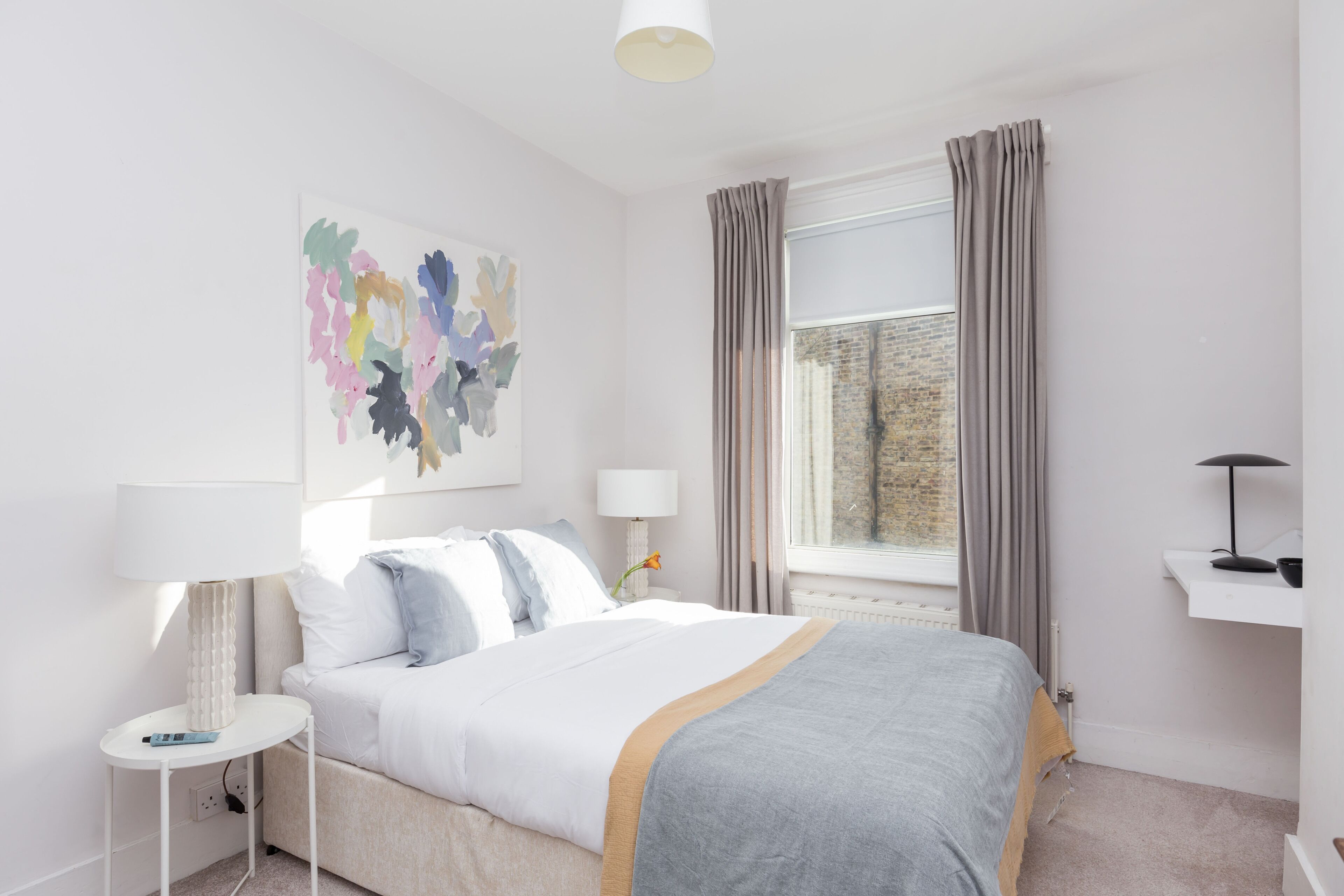 4 bedrooms, WiFi, bed sheets