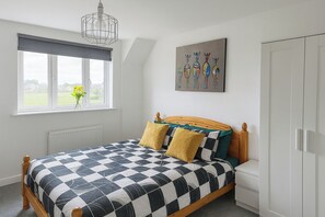 2 bedrooms, free WiFi, bed sheets