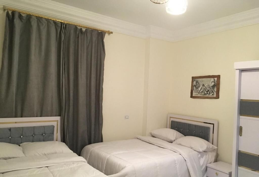 Photo - Ahmose Pyramids view inn