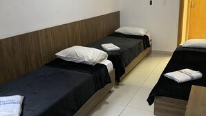 Economy Triple Room - Hotel Nova Jerusalem (Goiânia)