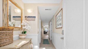 Interior - Beautiful 3 Bedroom Sunset Beach Condo with Outdoor Pool! (Ocean City)