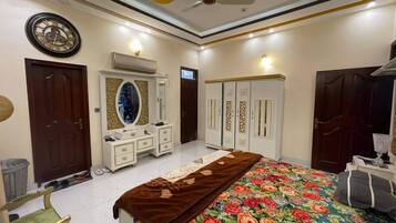 3 chambres, Wi-Fi gratuit, draps fournis