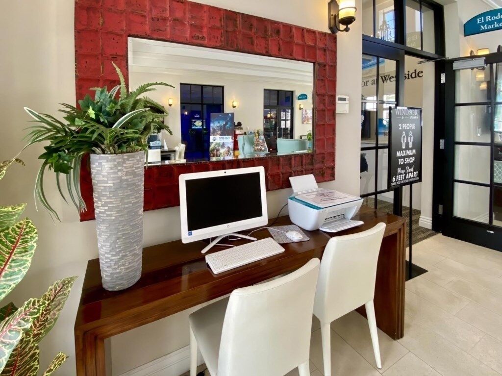 House, Multiple Bedrooms | Business centre