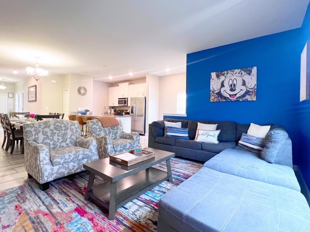 Townhome, 5 Bedrooms | Living area