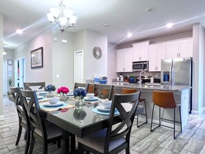 Dining - Spacious 5bd Pool Th, Champions Gate-1610mvd 5 Bedroom Townhouse by RedAwning (Davenport)