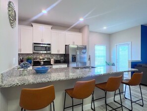 Private kitchen - Spacious 5bd Pool Th, Champions Gate-1610mvd 5 Bedroom Townhouse by RedAwning (Davenport)