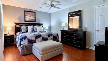 聯排別墅, 4 間臥室 | 4 間臥室、免費無線上網、床單