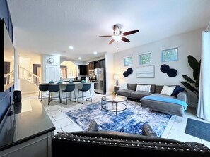 Living area - Luxury 5d Spa Gm Pool Hm Solterra Resort-5165ac 5 Bedroom Home by RedAwning (Davenport)