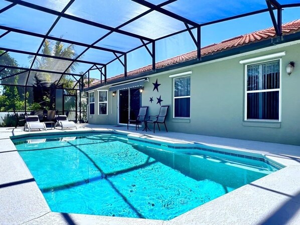 House, 4 Bedrooms | Pool
