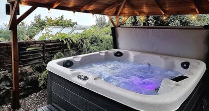 Stag Manor Hot Tub Retreat near Peak District