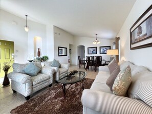 House, 4 Bedrooms | Living area - Cozy 4 Bed 3 Bath Pool Hm With Game Room-4450np 4 Bedroom Home by RedAwning (Kissimmee)