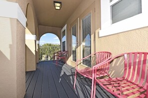 House, 6 Bedrooms | Property grounds - Meticulous 6bd Spa Gm Pool Hm Solterra-4187od 6 Bedroom Home by RedAwning (Davenport)