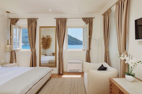 Deluxe Room with Sea View | Free WiFi, bed sheets, wheelchair access. Vila Perast Boutique Hotel