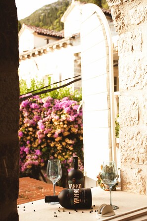Lobby sitting area - Vila Perast Boutique Hotel (Perast)