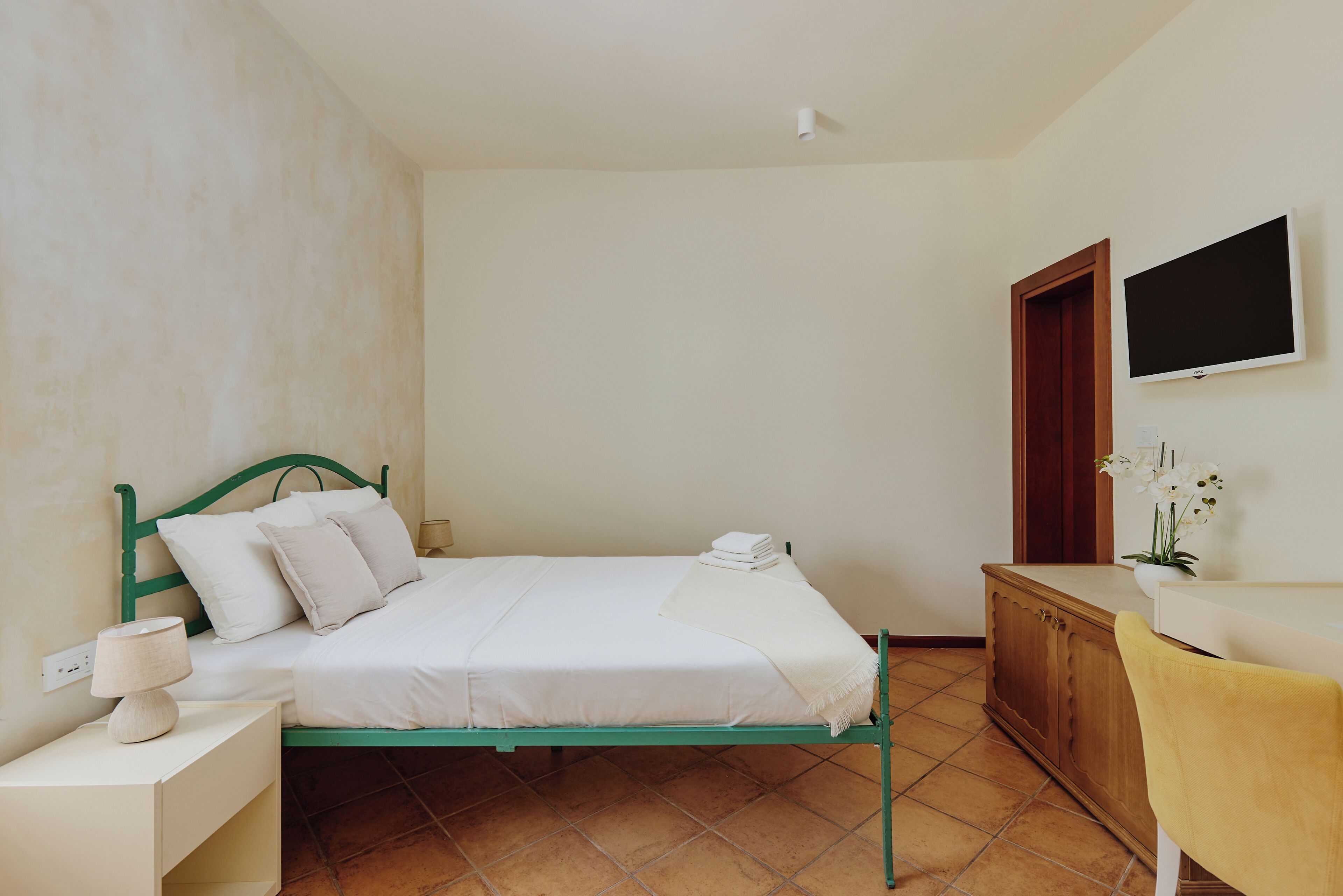 Standard Double Room with Internal View | Free WiFi, wheelchair access