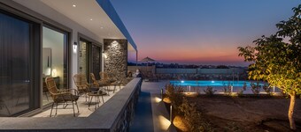 Villa Karydia with private pool