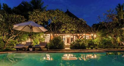 Gorgeous beachfront Villa Jasmine, Lovina!