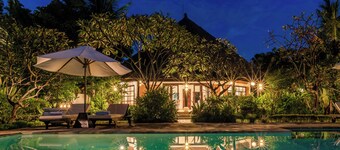 Gorgeous beachfront Villa Jasmine, Lovina!