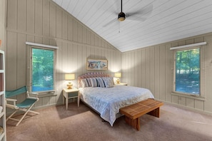 4 bedrooms, free WiFi, bed sheets - Hummingbird Haven | Cove to Main Lake Views (Macon)