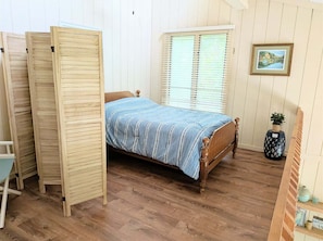 4 bedrooms, free WiFi, bed sheets - Hummingbird Haven | Cove to Main Lake Views (Macon)