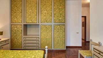 6 chambres, fer et planche Ă  repasser, Wi-Fi