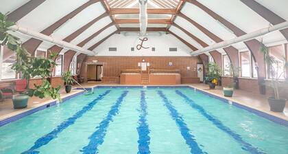 Lagoon Raven Townhome: Great Location, Amenities