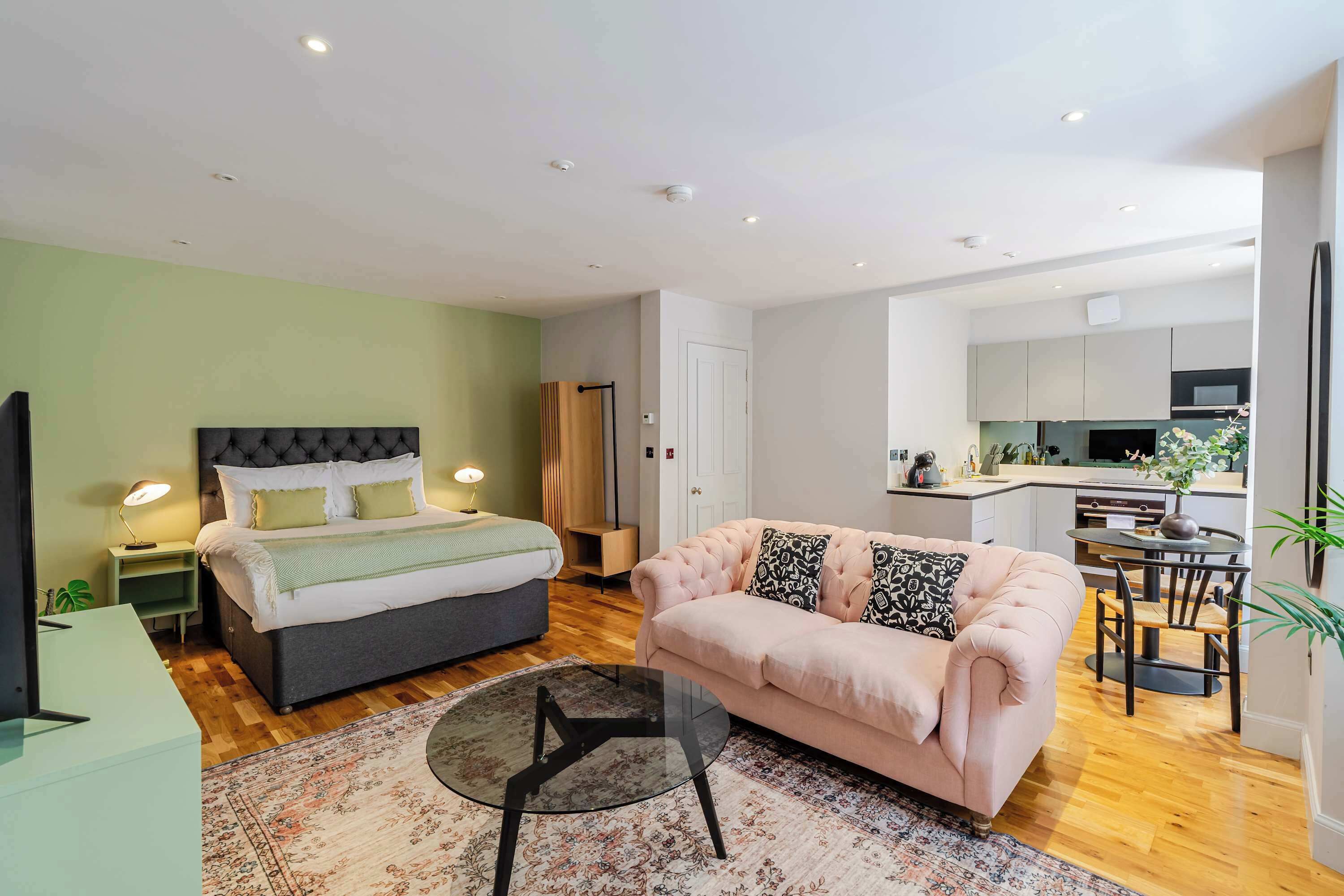 Fernseher, Arbeitsbereiche